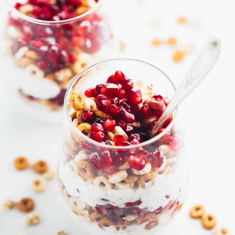 5-Minute Honey Yogurt Quinoa Parfait